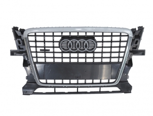 Car front grille with standard grille